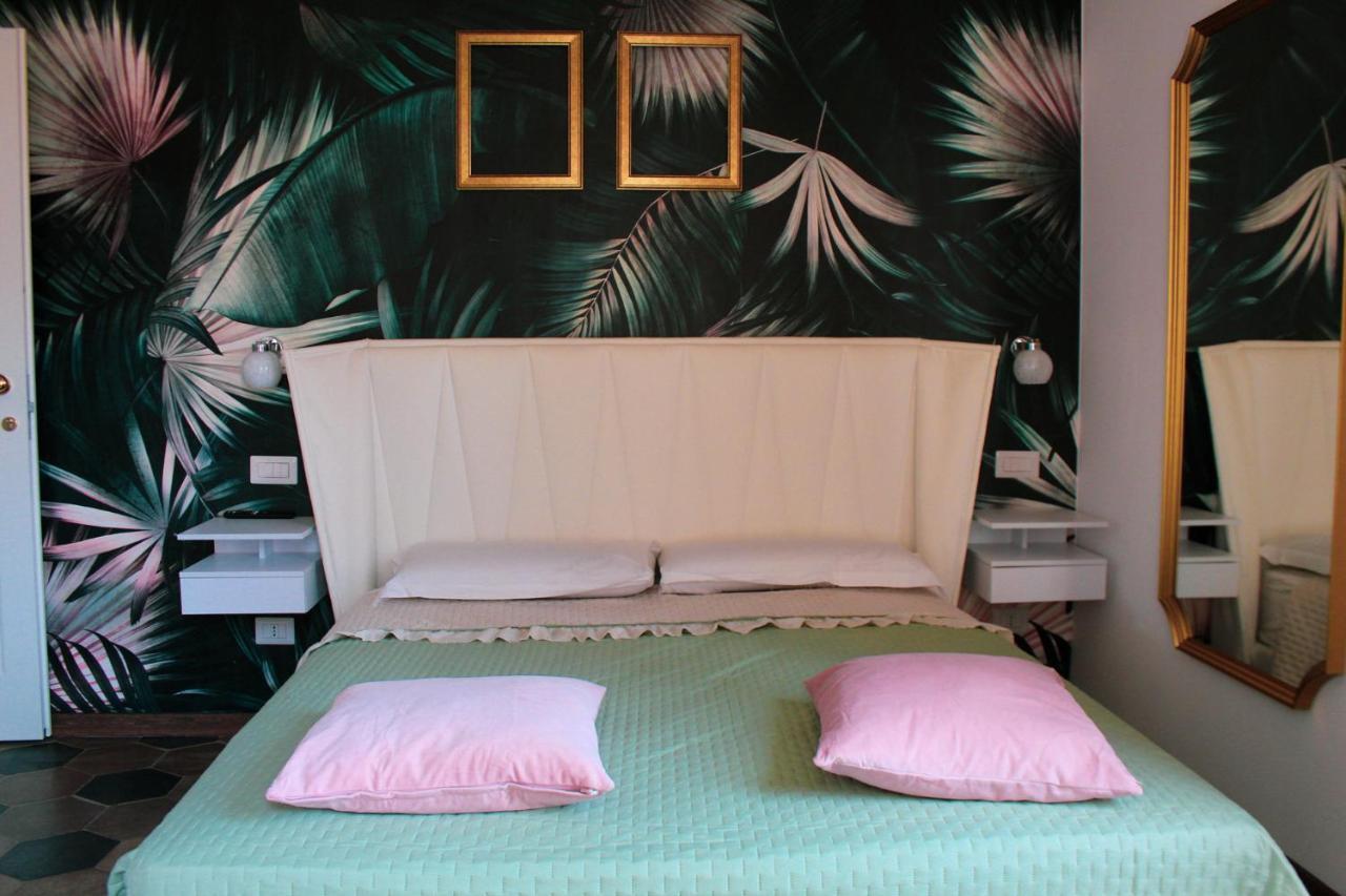רומא Lion Luxury Rooms מראה חיצוני תמונה